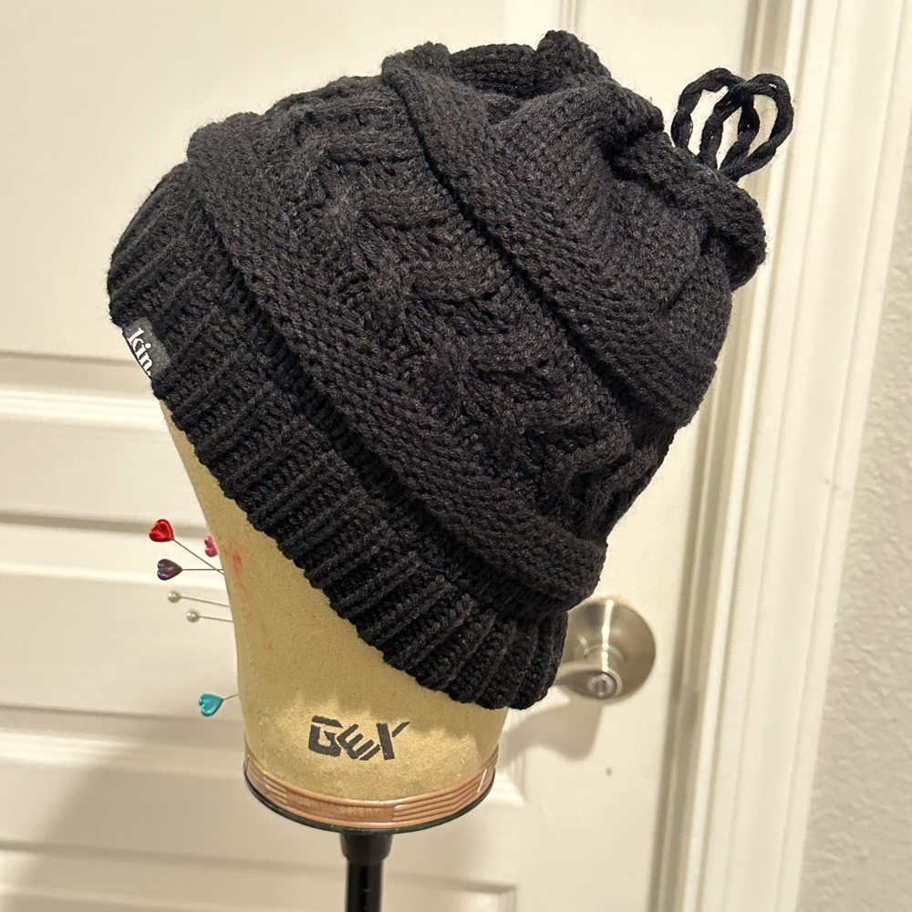 Kin Apparel Satin Lined Black Ponytail Beanie - Picture 3 of 8